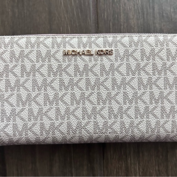 Michael Kors Jet Set Travel Large Logo Continental Wristlet White *no wristlet* - Picture 2 of 7